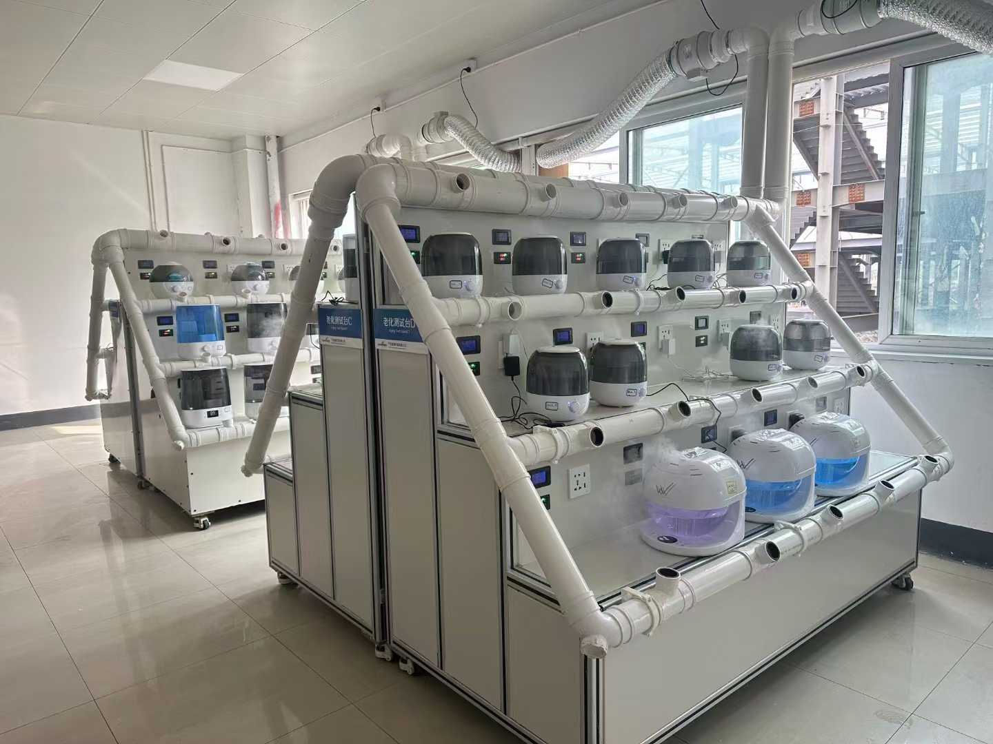 Čo mám robiť, ak zvlhčovač nestrieka hmlu?